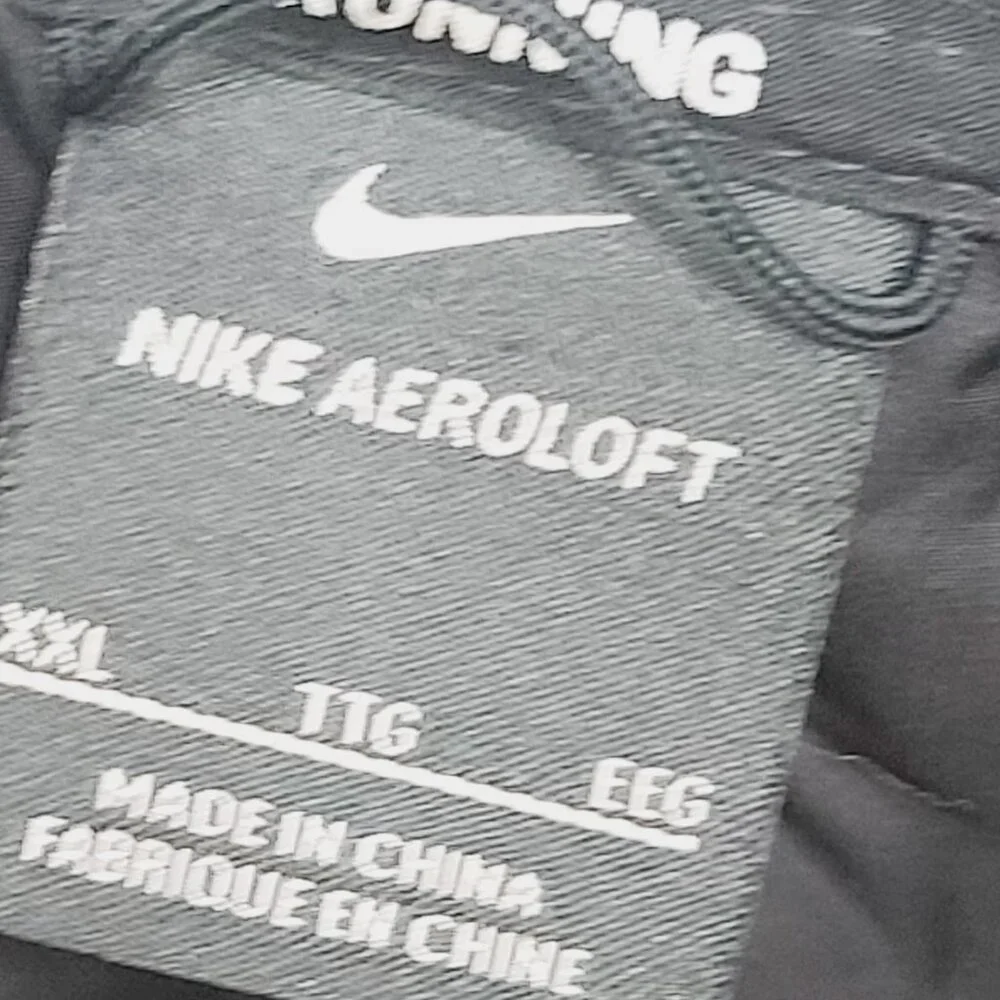 Nike men black